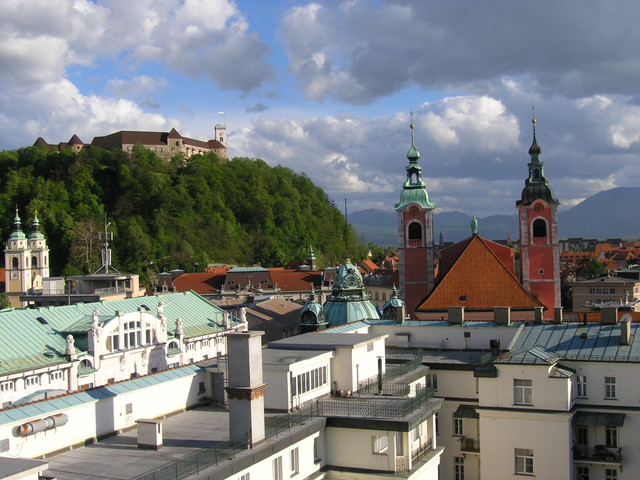 https://www.wikidata.org/wiki/Q215